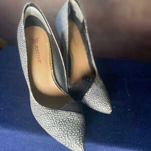 JustFab Black and White Elegant Heels